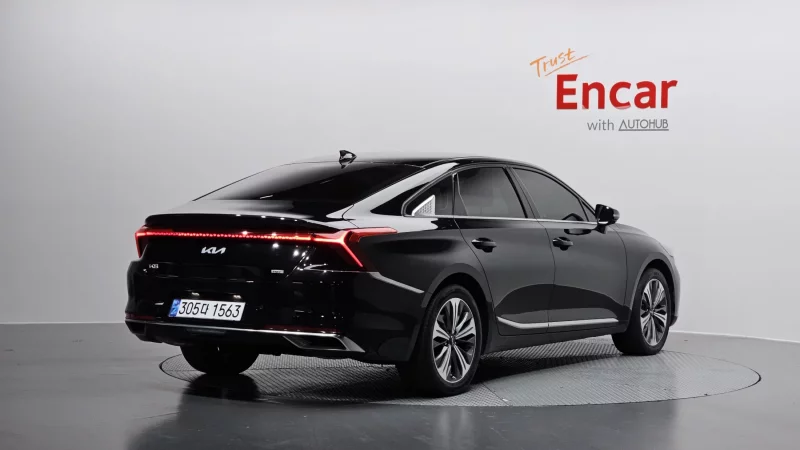 Kia K8