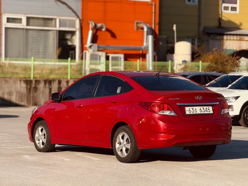 Hyundai Accent