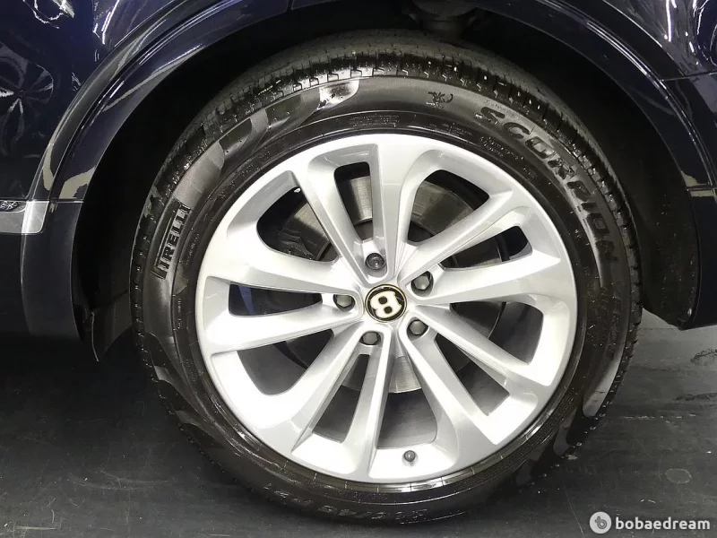Bentley Bentayga