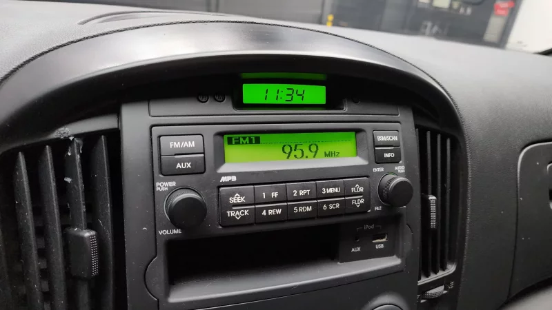 Hyundai Starex