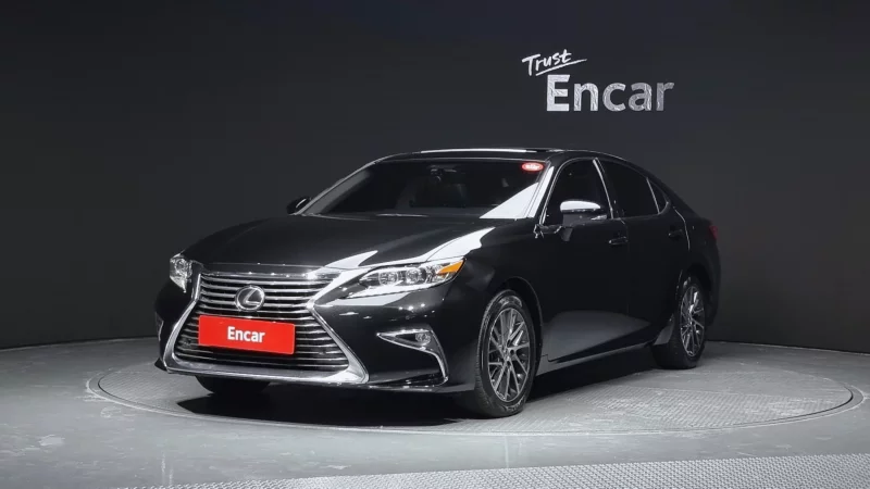 Lexus ES