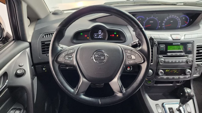 SsangYong Korando Turismo