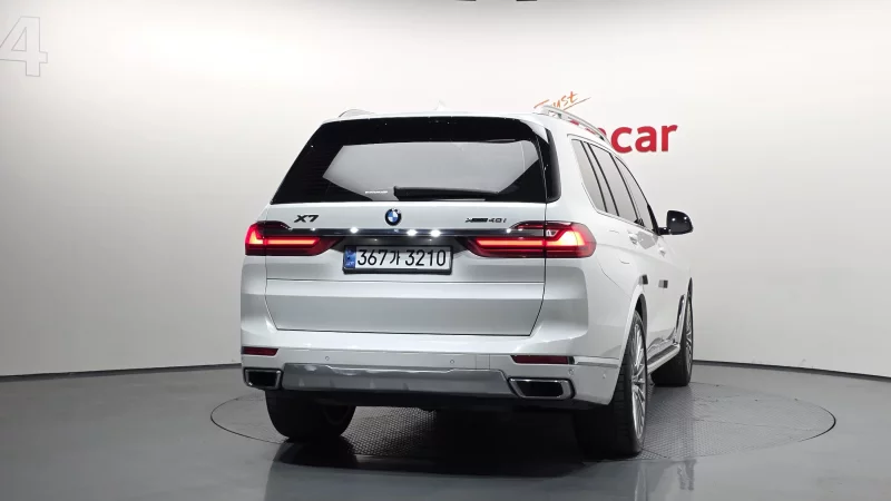 BMW X7
