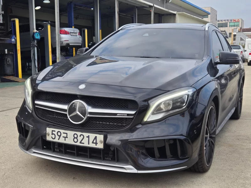 Mercedes-Benz GLA-Class