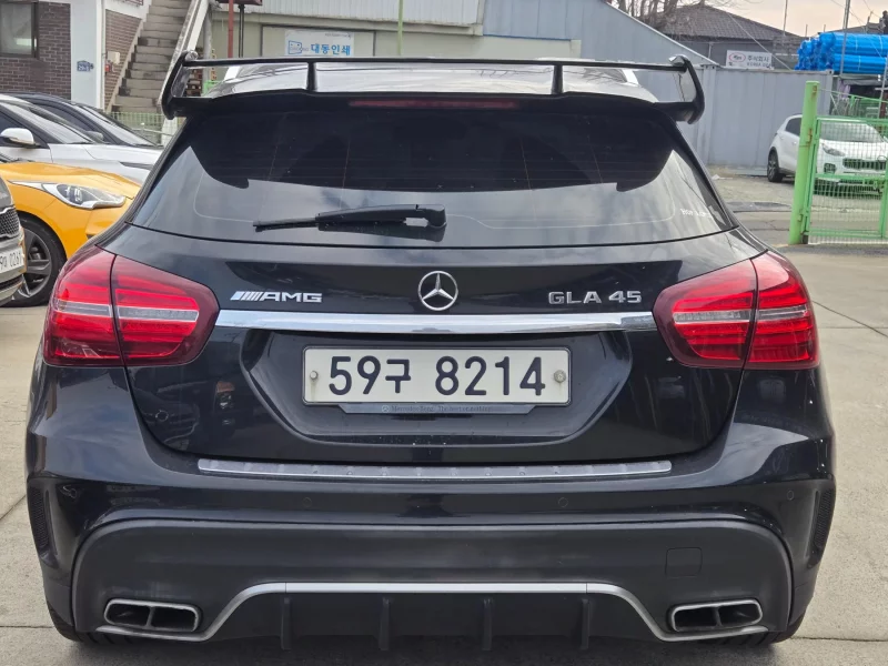 Mercedes-Benz GLA-Class