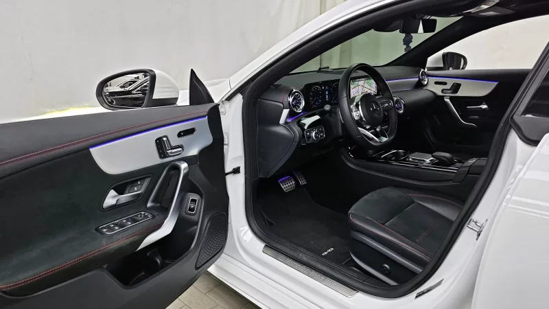 Mercedes-Benz CLA-Class