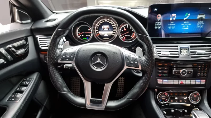 Mercedes-Benz CLS-Class