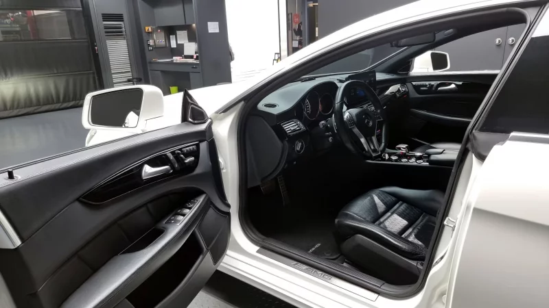 Mercedes-Benz CLS-Class