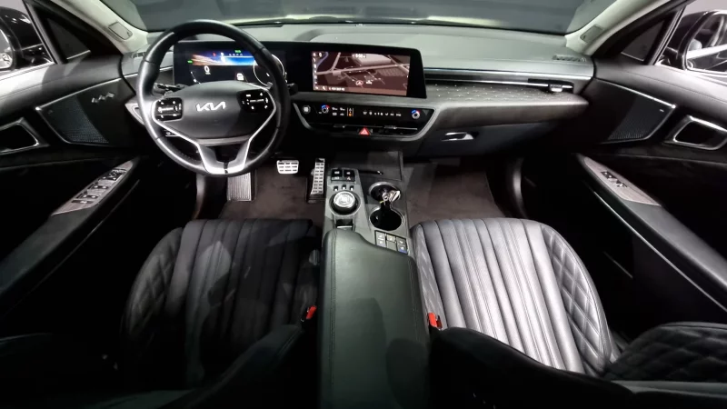 Kia K8
