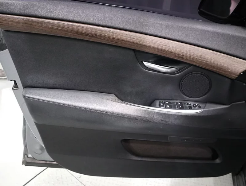 BMW 5-Series Gran Turismo