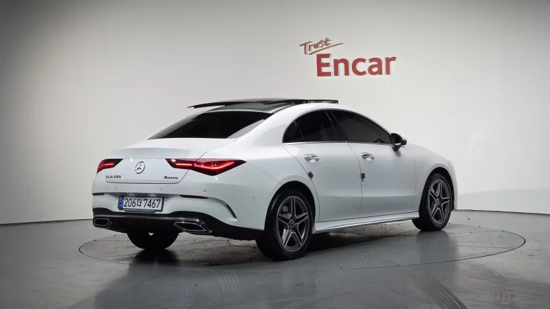 Mercedes-Benz CLA-Class