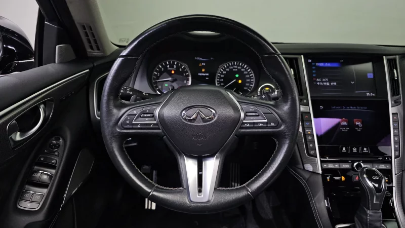 Infiniti Q50