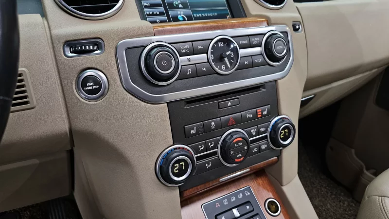 Land Rover DISCOVERY