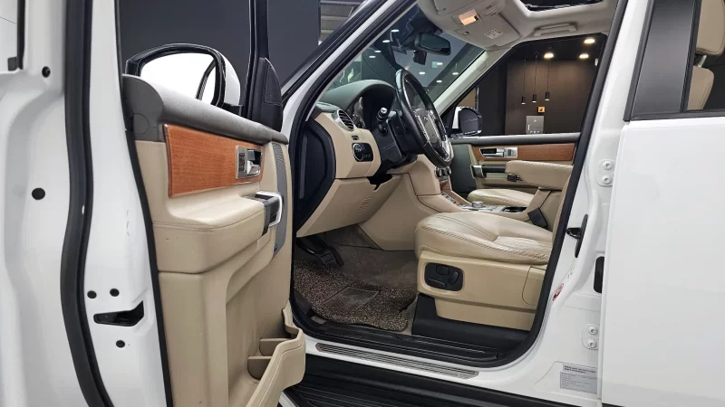 Land Rover DISCOVERY