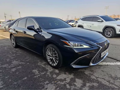 Lexus ES300h