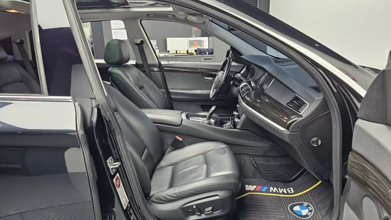 BMW 5-Series Gran Turismo