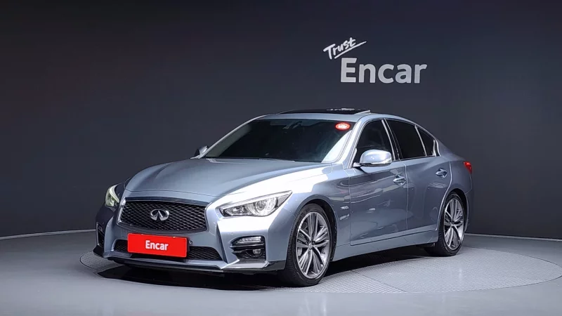 Infiniti Q50