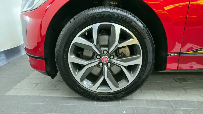 Jaguar I-PACE