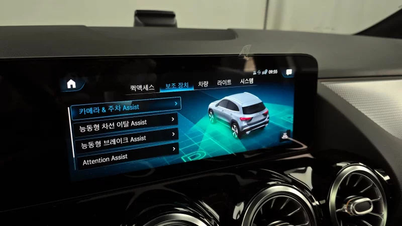 Mercedes-Benz GLA-Class