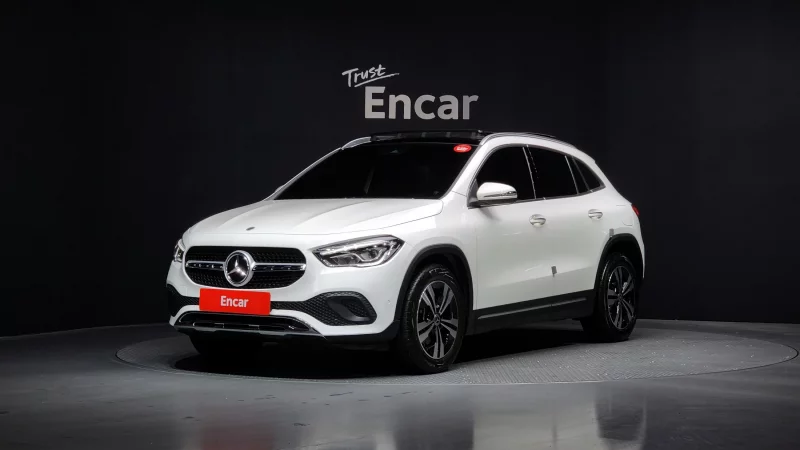 Mercedes-Benz GLA-Class