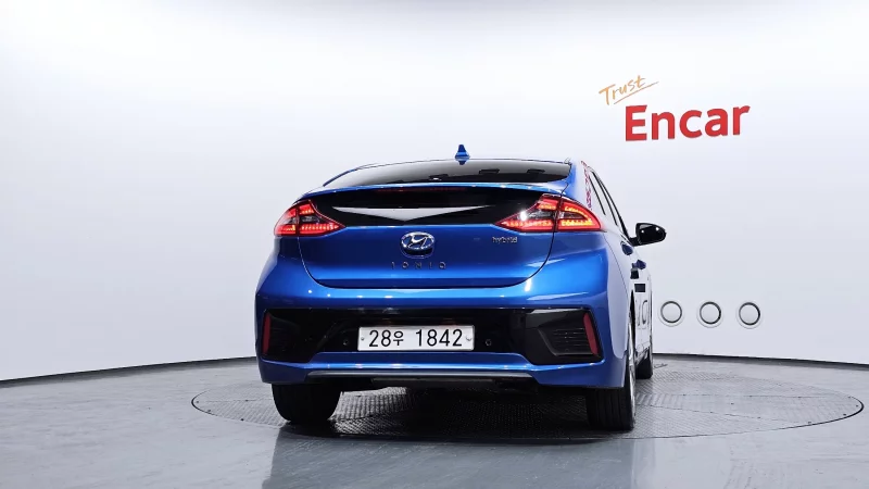 Hyundai Ioniq