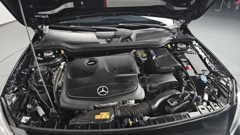 Mercedes-Benz GLA-Class