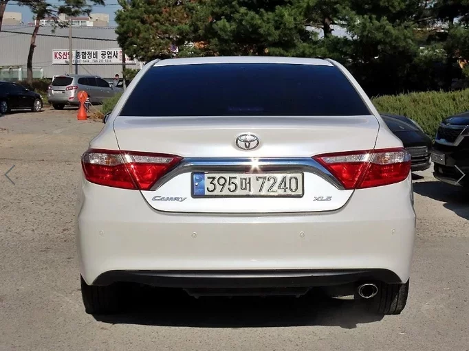 Toyota CAMRY