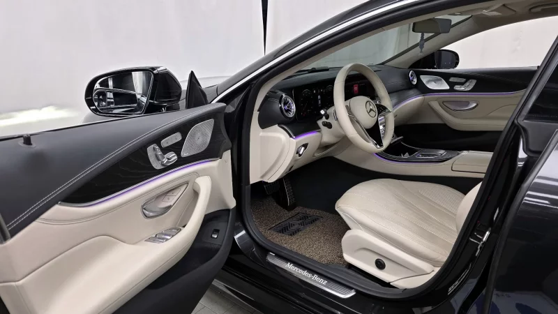 Mercedes-Benz CLS-Class