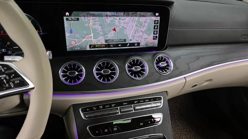 Mercedes-Benz CLS-Class