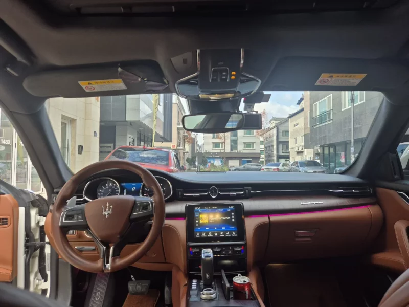 Maserati QUATTROPORTE