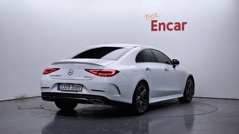 Mercedes-Benz CLS-Class