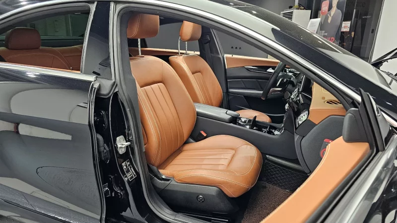 Mercedes-Benz CLS-Class