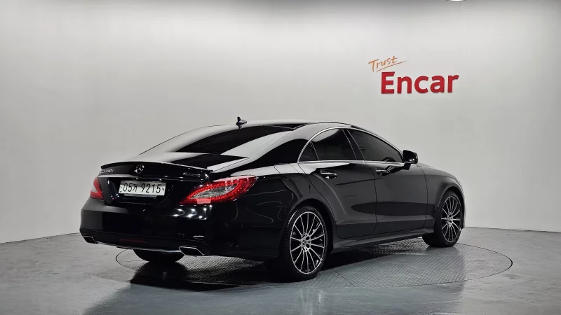 Mercedes-Benz CLS-Class