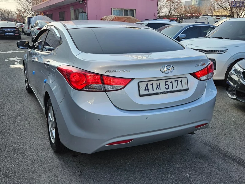 Hyundai AVANTE