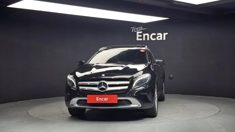 Mercedes-Benz GLA-Class