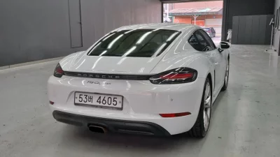 Porsche CAYMAN