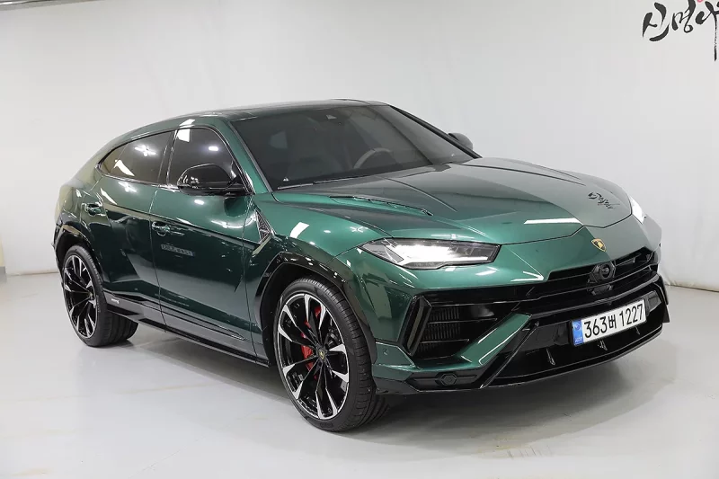 Lamborghini URUS
