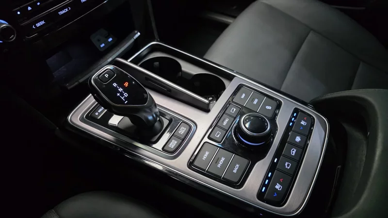 Hyundai Equus