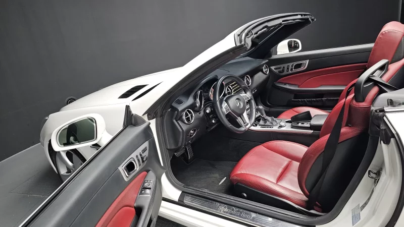 Mercedes-Benz SLK-Class