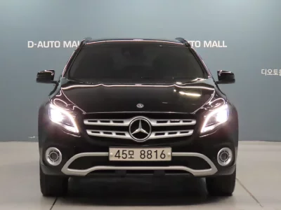 Mercedes-Benz GLA-Class