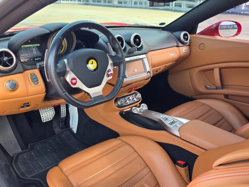 Ferrari CALIFORNIA