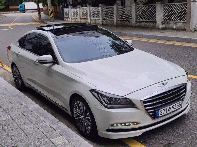 Hyundai Genesis