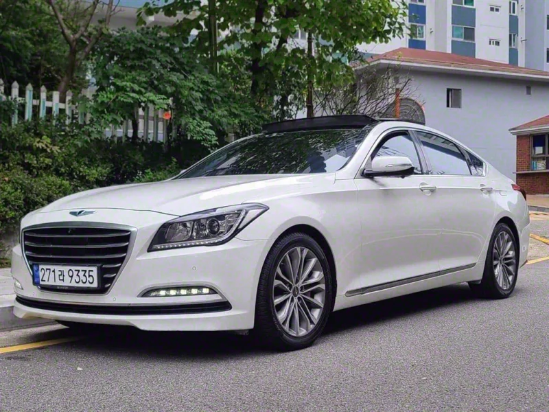 Hyundai Genesis