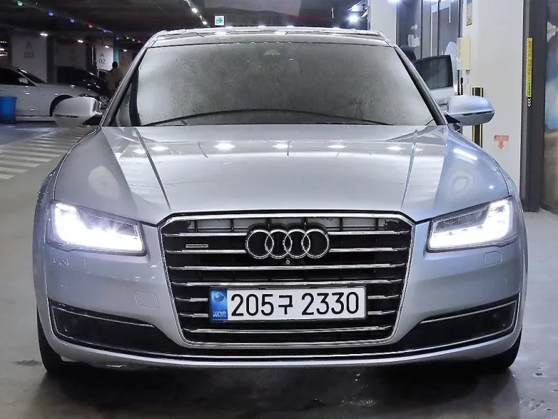 Audi A8
