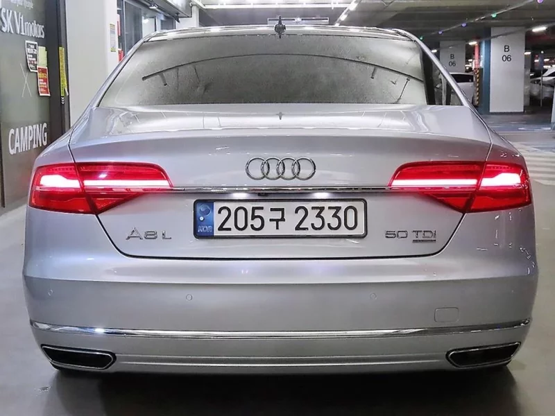 Audi A8