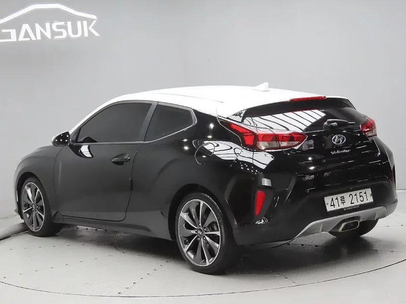 Hyundai Veloster