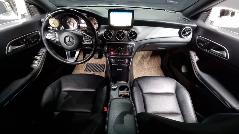 Mercedes-Benz CLA-Class