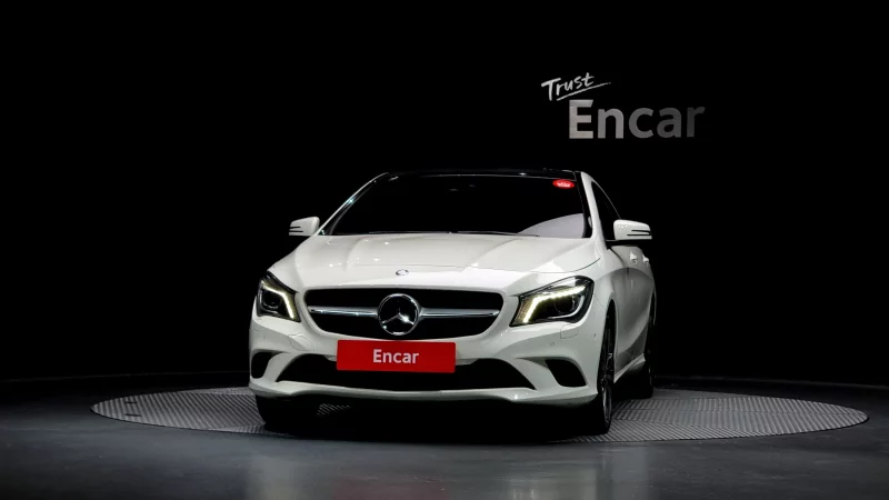 Mercedes-Benz CLA-Class