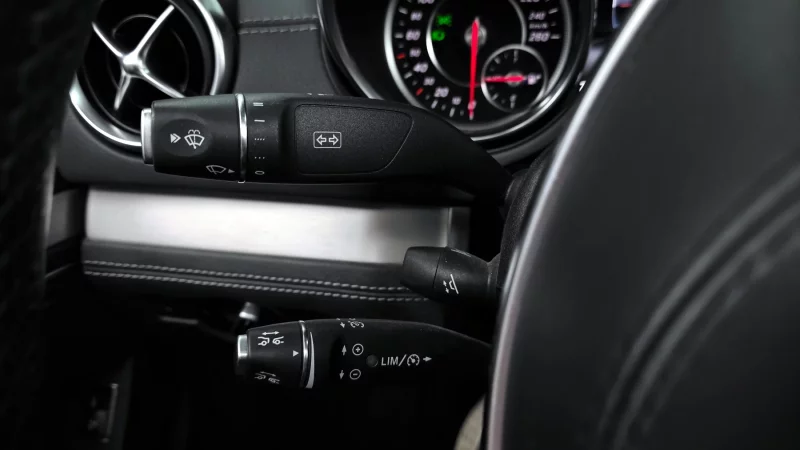 Mercedes-Benz SL-Class