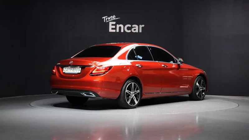 Mercedes-Benz C-Class